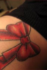붉은 아름다운 나비 문신 도안
