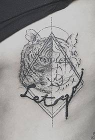 Gadis sisi pinggang harimau titik tato pola tato garis geometris