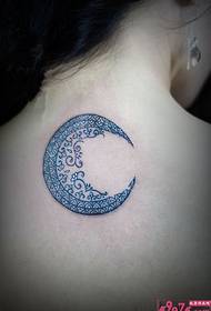 الطوطم القمر الفانيليا على الصورة الوشم الخلفي