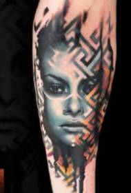 ciemny akwarelowy styl Europejski i Amerykański portret dziewczyny tatuaż na ramieniu