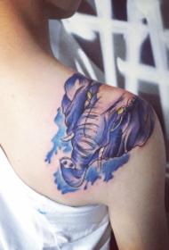 belega ŝalo blua elefanto tatuaje ŝablono