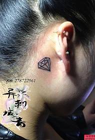 poj niam pob ntseg me me tshiab pob zeb diamond tattoo txawv
