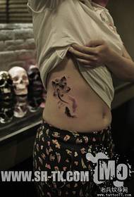 kagandahan ng gilid ng baywang sa gilid magandang pattern ng tinta ng lotus squid tattoo