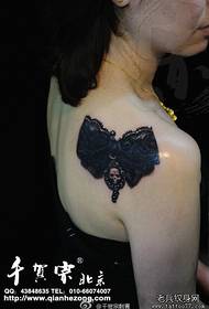 schoonheid Stijlvol mooi kant strik tattoo-patroon op de schouder