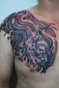 männlech Perséinlechkeet iwwer Schulter Dragon Tattoo Muster