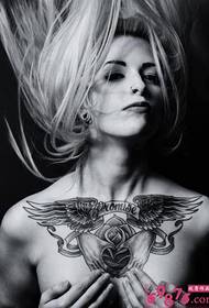 Европска и америчка лепотна креативна тетоважа црних и белих крила