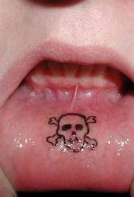 lip personality pirate skull totem