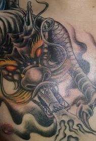 sopra la spalla color malvagio drago modello tatuaggio prepotente impennata