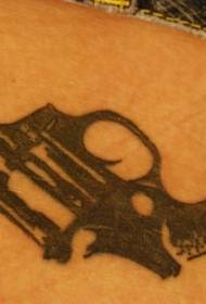 manlig midja svart pistol tatuering mönster