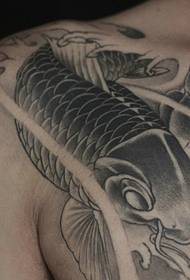 Chipfuva chevarume chinotonga chena uye chena hombe squid tattoo