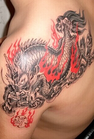 Modèle de tatouage d'épaule atmosphère feu Kirin