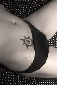 melna totēma saules vēdera tetovējuma modelis