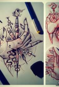 Manoscritto del tatuaggio del tatuaggio della mano nera scura della scuola europea