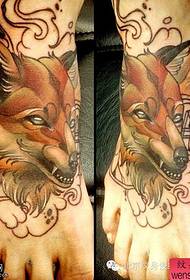 tattoo daim duab pom zoo kom cov txheej fox tattoo ua haujlwm