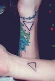 braccio triangolo coppia amore tatuaggio modello