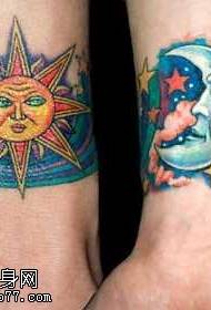 ذراع شخصية الشمس والقمر زوجين نمط الوشم