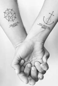 um bom conjunto de desenhos simples de tatuagem para casais
