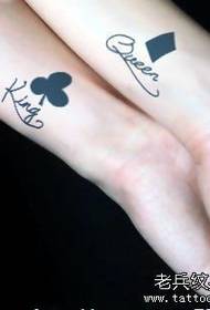 Un modello di tatuaggio di coppia condiviso da Tattoo Show