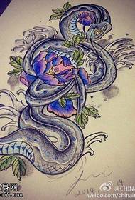 Tattoo Hall preporučuje radove tetovaže zmija peonije