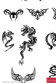 una serie di modelli di manoscritti tatuaggio totem drago