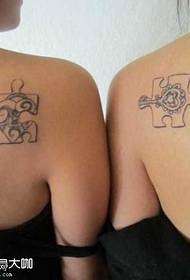 terug puzzel paar tattoo patroon