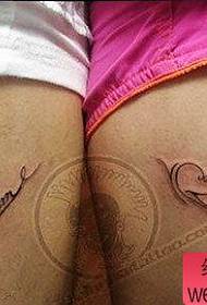 πόδι ζευγάρι Αγγλικά κείμενο μοτίβο τατουάζ μοτίβο