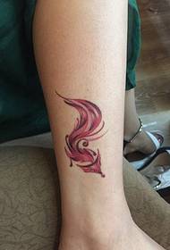 hubo nga mga tiil kolor kolor gamay nga bag-ong sumbanan sa tattoo sa fox
