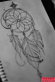 Ang tattoo ng Dreamcatcher ay gumagana