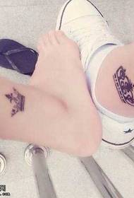 leg crown couple tattoo pattern