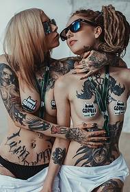 Mode Schwestern voll Tattoo Tattoo Tattoo sexy voll