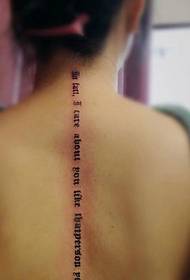 ko te pikitia tattoo Ingarihi o te tuaiwi he ataahua me nga tohu