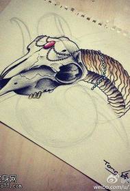 კრეატიული skullAntelope tattoo- ის ნამუშევრებს აზიარებს ტატულის მუზეუმი