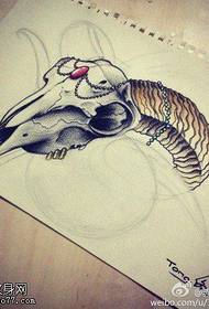 Ang mga malikhaing skullAntelope tattoo works ay ibinahagi ng tattoo museum
