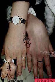 hand couple totem love tattoo pattern