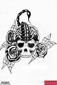 Скорпіон 玫瑰花 малюнки рукописів татуювання черепа