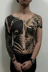 super domineering nga doble nga katunga sa pattern sa tattoo labi ka maayo