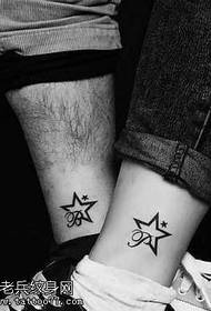 disegno del tatuaggio di coppia a cinque stelle del piede