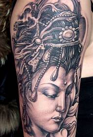 Guanyin Buddha -tatuointi toimii