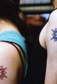 modello tatuaggio braccio sole dio coppia