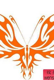 iphethini le-Butterfly tattoo yesandla