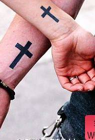par tatuering: arm par totem kors tatuering mönster
