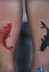 modello di tatuaggio di calamari pittura a inchiostro coppia gamba