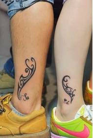 tatouage totem de pied de couple