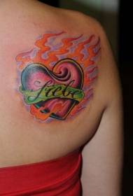 плече кольорових спалювання серця і лист татуювання візерунок