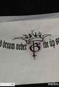 Opere manoscritte di grandi dimensioni con tatuaggio a forma di corona di lettere a V