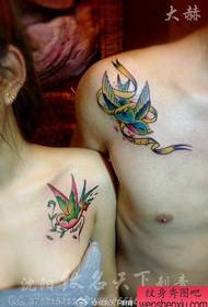 cailíní ghualainn lánúin gleoite gleoite tattoo patrún gleoite beag