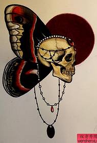 Opere di manoscritti tattoo skullButterfly