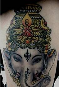 upande wa kibinafsi kiuno jadi picha ya tattoo ya tembo