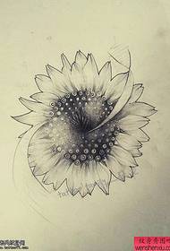 un tatuaj de floarea soarelui funcționează după figura tatuajului Să ne împărtășim
