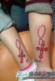 beste tatoeage: paar ketting kruis tattoo patroon foto